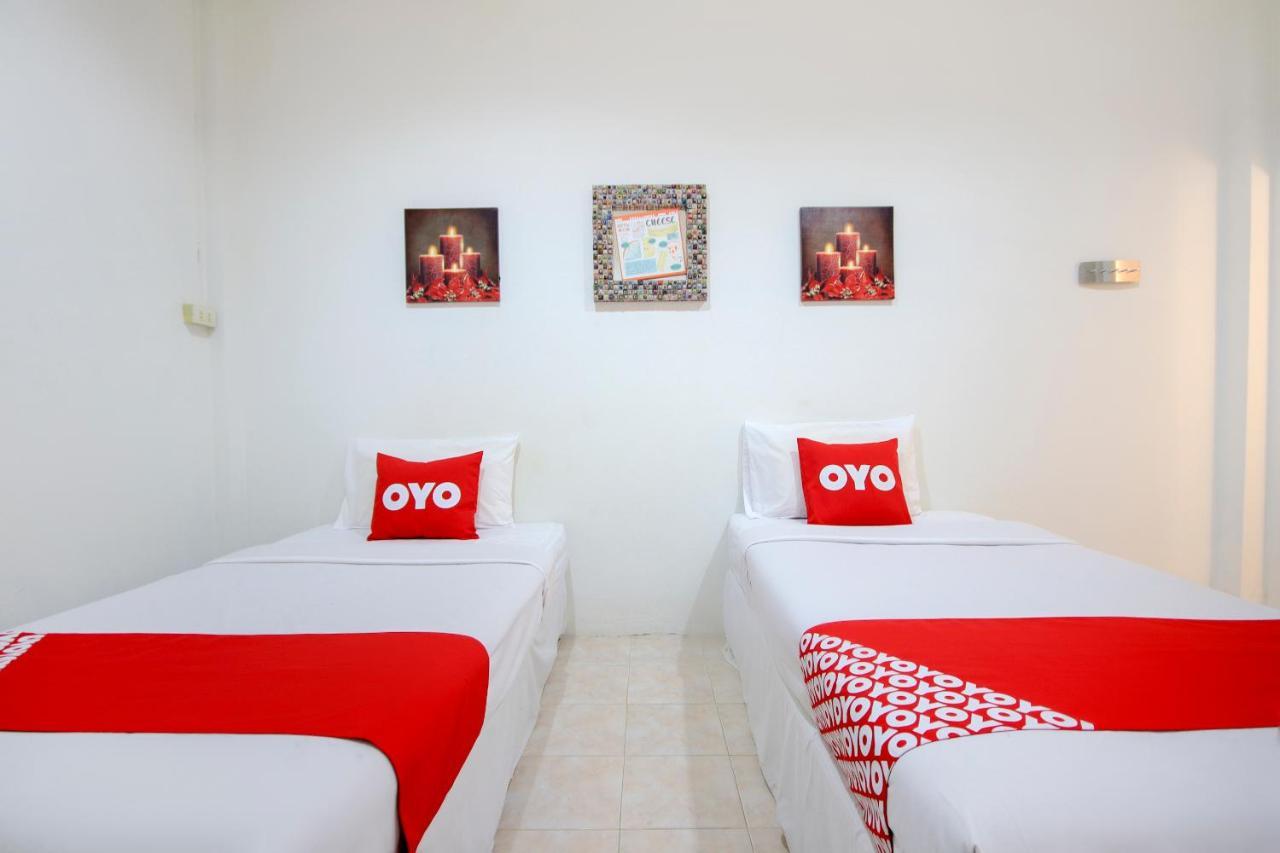 Oyo 1054 Phuket Backpacker Hostel Exterior photo