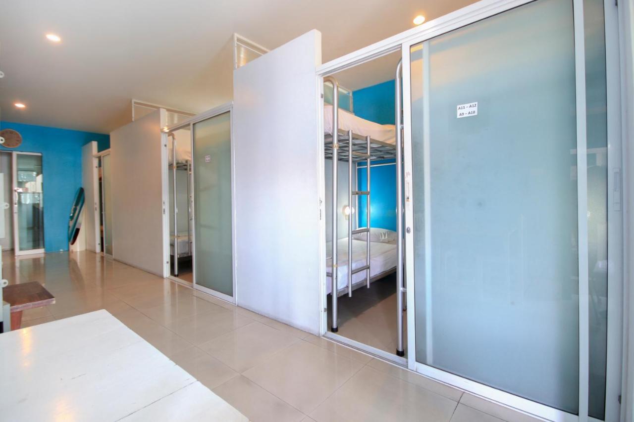 Oyo 1054 Phuket Backpacker Hostel Exterior photo